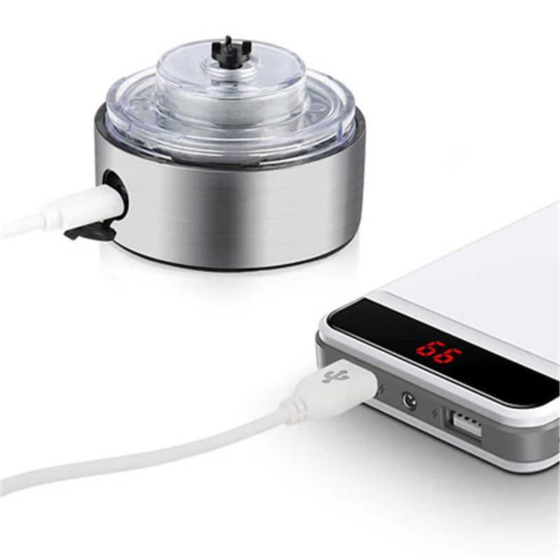 Close-up of stirring mug lid and detachable motorized base