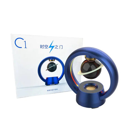 Product packaging showing C1 branding and Chinese text with lightning bolt symbol, displayed alongside the actual blue circular speaker device